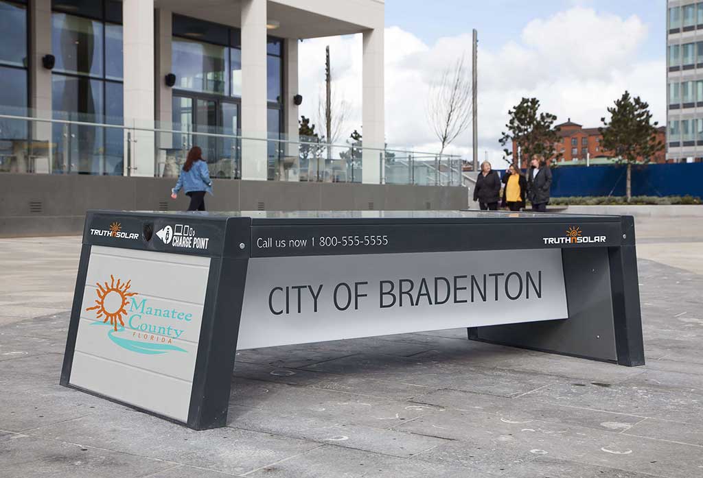 solar-bench-in-the-city